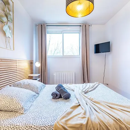 Le Tikehau 4pers, 10min Disneyland Paris Apartment Montevrain