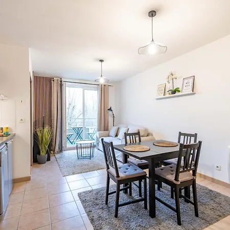 Apartment Le Tikehau 4pers, 10min Disneyland Paris Montevrain
